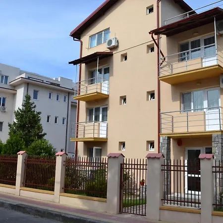 홈스테이 Bellmar Florian *